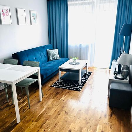 Apartament Manhattan กอร์ซุฟเวียลคอปอลสกี ภายนอก รูปภาพ